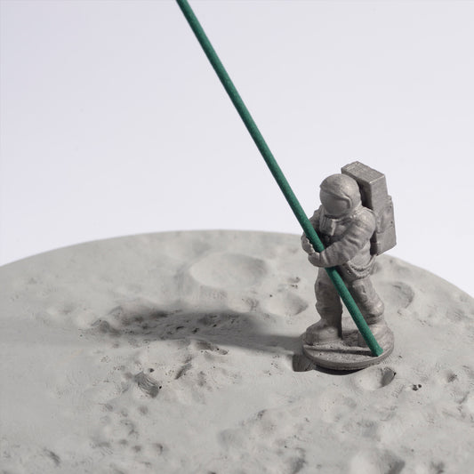 SPACE MAN｜incense holder